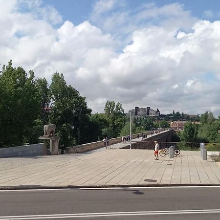Increible Apartamento Frente Al Puente Romano Lejlighed Salamanca Eksteriør billede